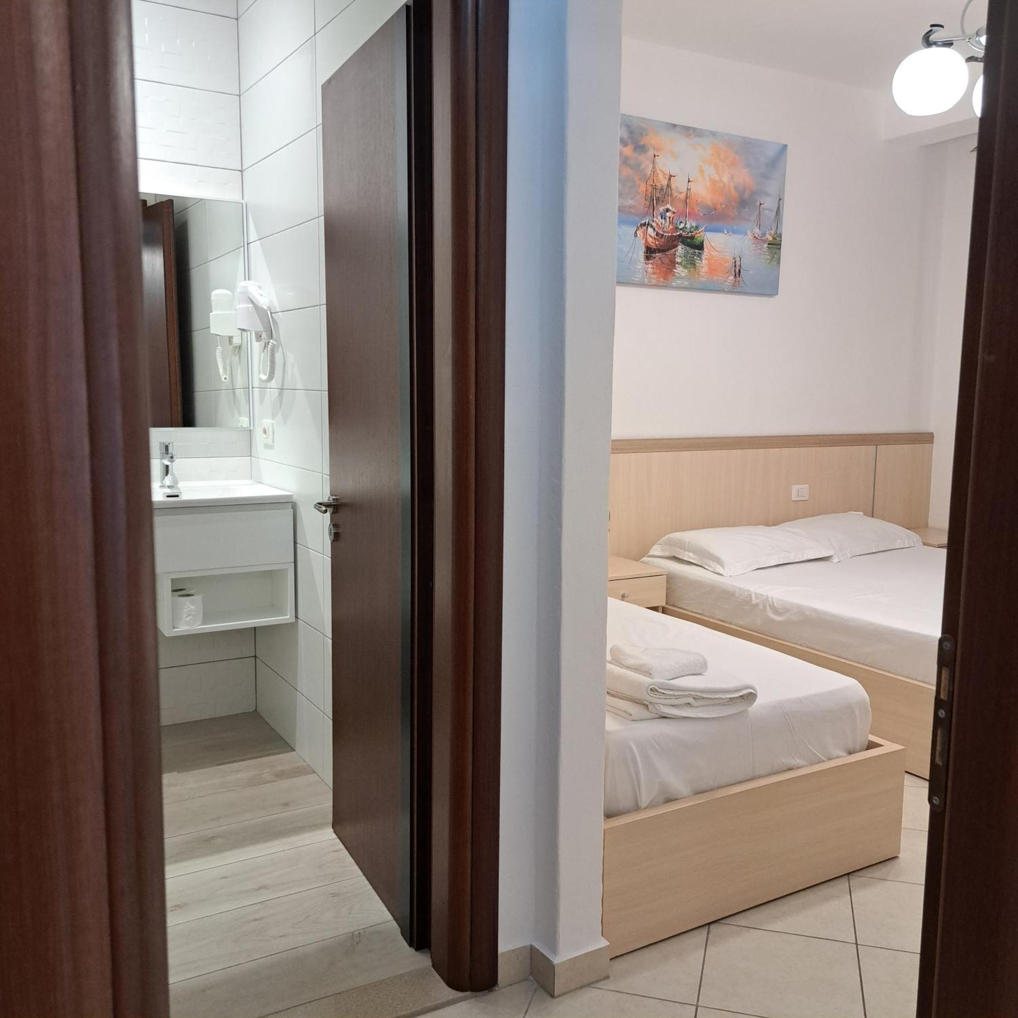 Apart-Hotel Alvi Sarande Exterior photo