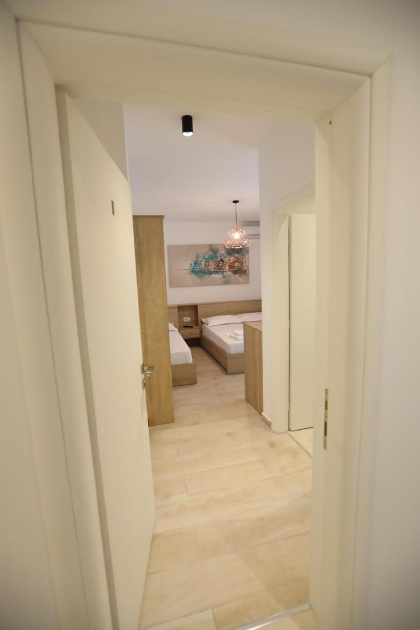 Apart-Hotel Alvi Sarande Exterior photo